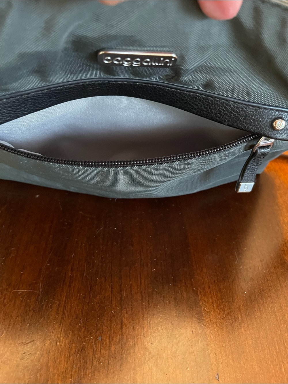 Baggallini All-Around Mini Gray Crossbody Bag - Picture 4 of 8